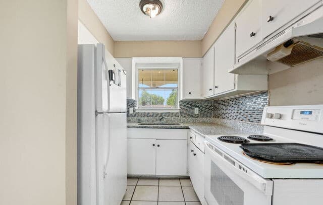 Home for sale at 5019 Borchers Dr in Kirby, TX — photo 2