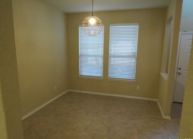 3-bedroom rental at 11622 Blossom Blf in Schertz, TX — photo 2