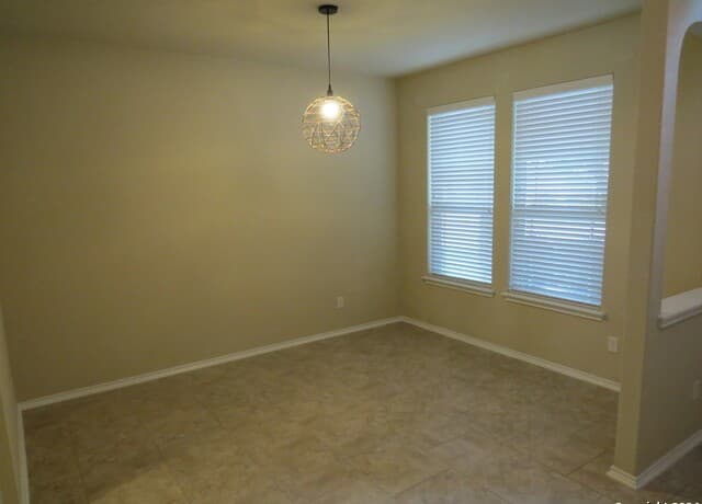3-bedroom rental at 11622 Blossom Blf in Schertz, TX — photo 4
