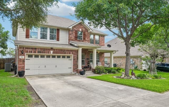 Home for sale at 990 Oak Park in Schertz, TX — photo 4