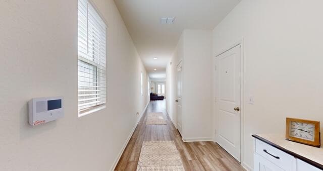 3-bedroom rental at 5814 Lilac Lndg in Converse, TX — photo 3