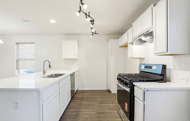 Home for sale at 6531 Hazy Glen in San Antonio, TX — photo 2