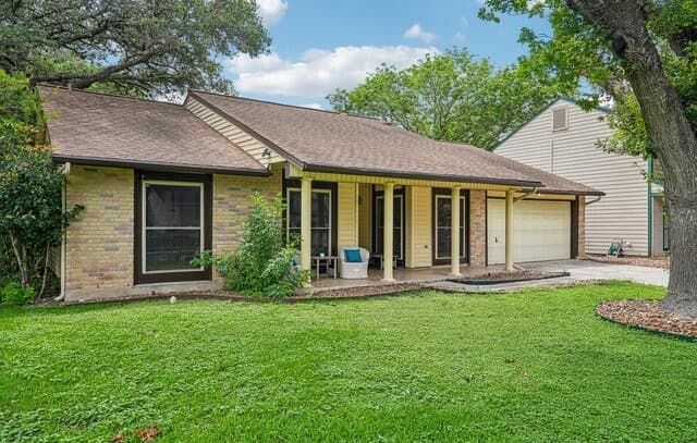 Home for sale at 16319 Falcon Hill St in San Antonio, TX — photo 1