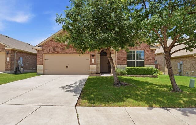 Home for sale at 309 Albarella in Cibolo, TX — photo 3