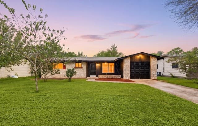 Home for sale at 5230 Swann Ln in San Antonio, TX — photo 1