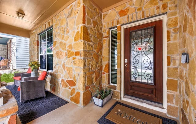 Home for sale at 152 Brook Meadow in Cibolo, TX — photo 4