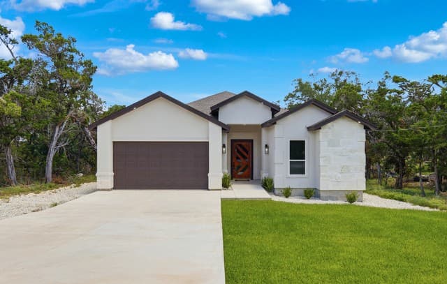 Home for sale at 6118 Tanglewood in Spring Branch, TX — photo 3