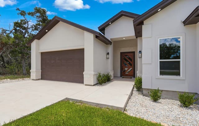 Home for sale at 6118 Tanglewood in Spring Branch, TX — photo 5