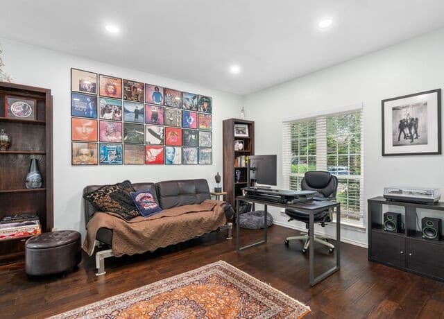 Home for sale at 15010 Oak Briar in San Antonio, TX — photo 5