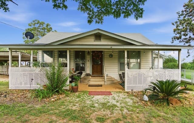 Home for sale at 14011 Wisdom Rd in Atascosa, TX — photo 4