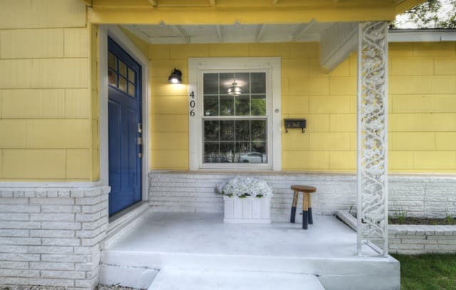 Home for sale at 406 Mckinley Ave in San Antonio, TX — photo 4