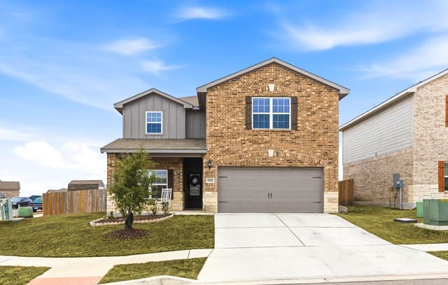 5-bedroom rental at 9142 Canvas in Converse, TX — photo 2