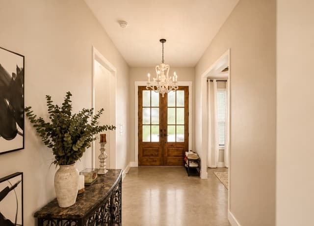 Home for sale at 1805 San Jacinto in Castroville, TX — photo 5
