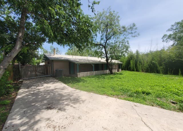 Home for sale at 171 Melliff Dr in San Antonio, TX — photo 4