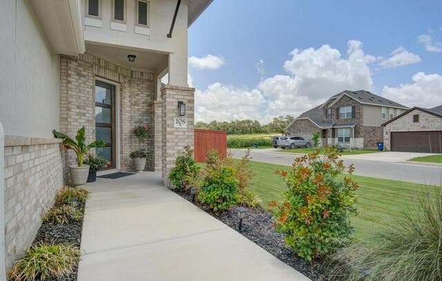 Home for sale at 108 Mallorys Way in Castroville, TX — photo 4