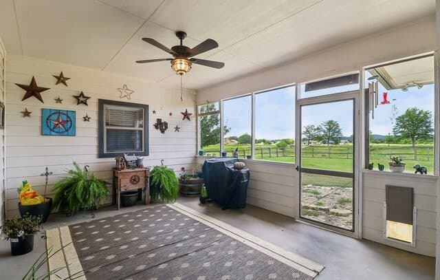 Home for sale at 308 Wood View Cir in Bandera, TX — photo 2