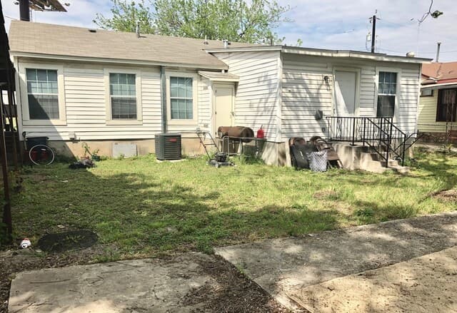 Home for sale at 614 Harriman Pl in San Antonio, TX — photo 3