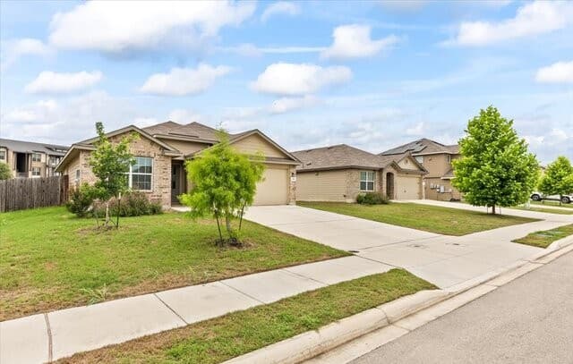 Home for sale at 600 Red River in Cibolo, TX — photo 3