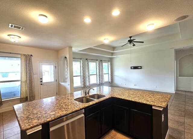 Home for sale at 632 Perugia in Cibolo, TX — photo 4