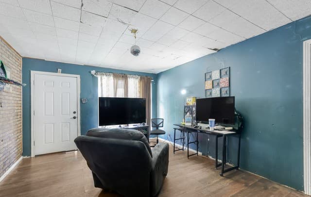 Home for sale at 319 Imperial Blvd in San Antonio, TX — photo 3