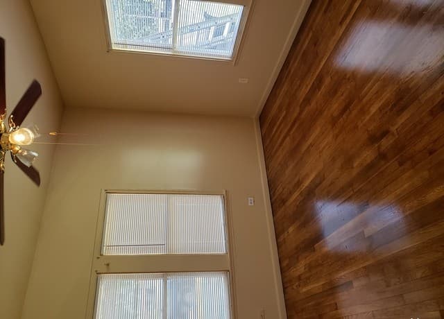 1-bedroom rental at 405 N Park Blvd in San Antonio, TX — photo 4