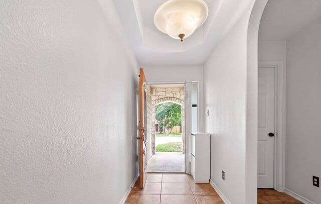 3-bedroom rental at 8948 Scarlet Crk in Universal City, TX — photo 5