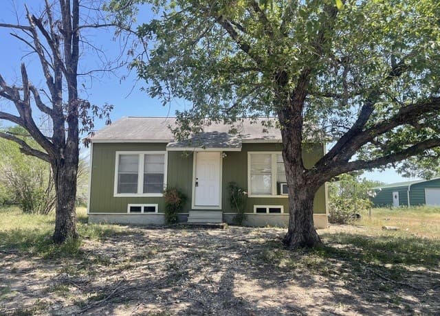 Home for sale at 4235 Mickey Rd in San Antonio, TX — photo 1