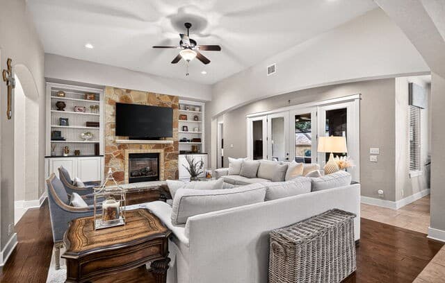 Home for sale at 28019 Carmel Valley in Boerne, TX — photo 5