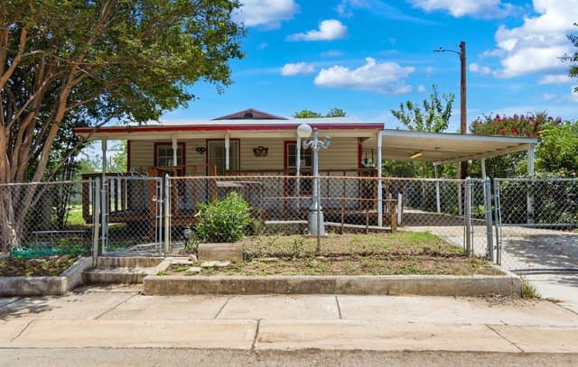 Home for sale at 243 Durant in San Antonio, TX — photo 2