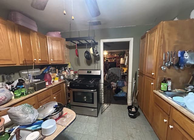 Home for sale at 327 Hermitage in San Antonio, TX — photo 4