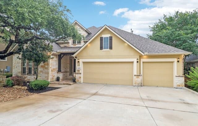 Home for sale at 28718 Front Gate in Boerne, TX — photo 2