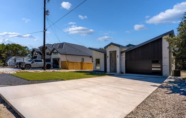 Home for sale at 1164 Winding Creek Trl in Spring Branch, TX — photo 5