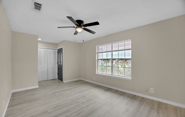 Home for sale at 4351 Sun Gate St in San Antonio, TX — photo 4