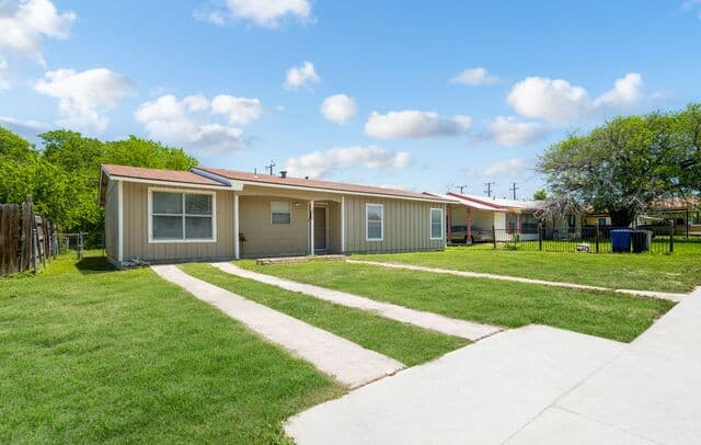 Home for sale at 5415 Knoll Krest St in San Antonio, TX — photo 2