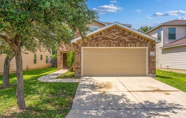 Home for sale at 323 Pleasanton in San Antonio, TX — photo 4