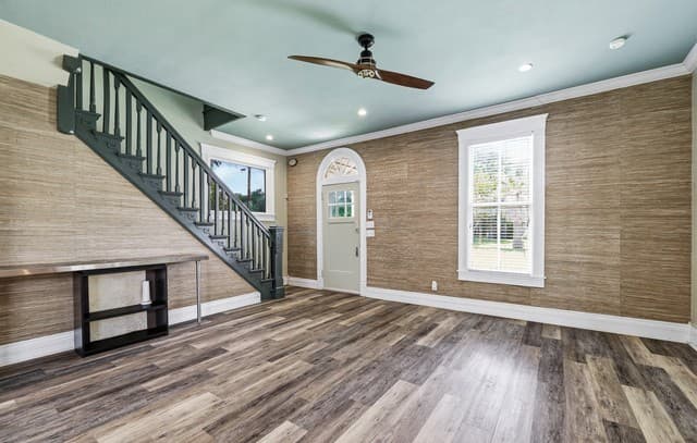 3-bedroom rental at 202 W Woodlawn Ave in San Antonio, TX — photo 3