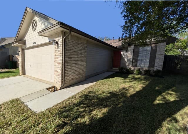 Home for sale at 4414 Knollmanor in San Antonio, TX — photo 2