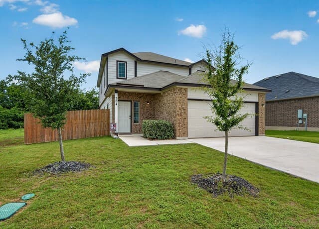 Home for sale at 304 Saddle Dawn in Cibolo, TX — photo 2