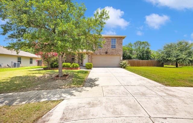 Home for sale at 701 Hollow Rdg in Schertz, TX — photo 1