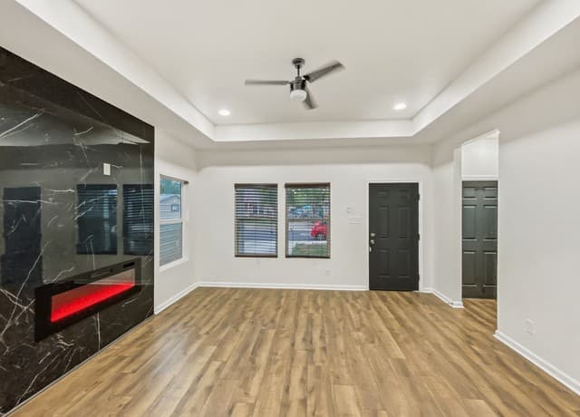 Home for sale at 338 SW 42nd in San Antonio, TX — photo 5