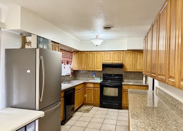 Home for sale at 4523 Waikiki Dr in San Antonio, TX — photo 1