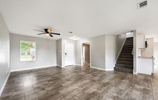 Home for sale at 117 Gatewood Clf in Cibolo, TX — photo 4