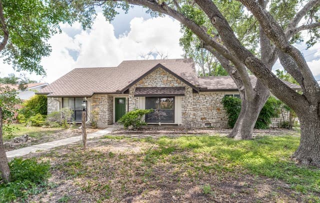 Home for sale at 618 Sonnet in San Antonio, TX — photo 3