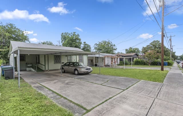 Home for sale at 425 San Angelo in San Antonio, TX — photo 4