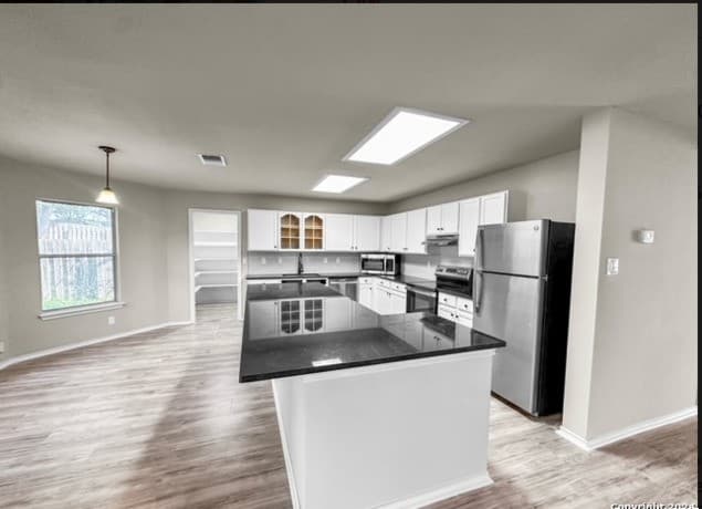 Home for sale at 15814 Marisa Pl in San Antonio, TX — photo 2
