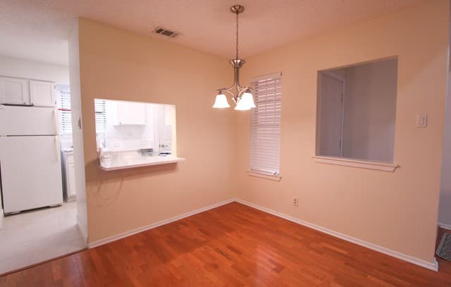 2-bedroom rental at 13018 Heimer Rd Unit 210 in San Antonio, TX — photo 5