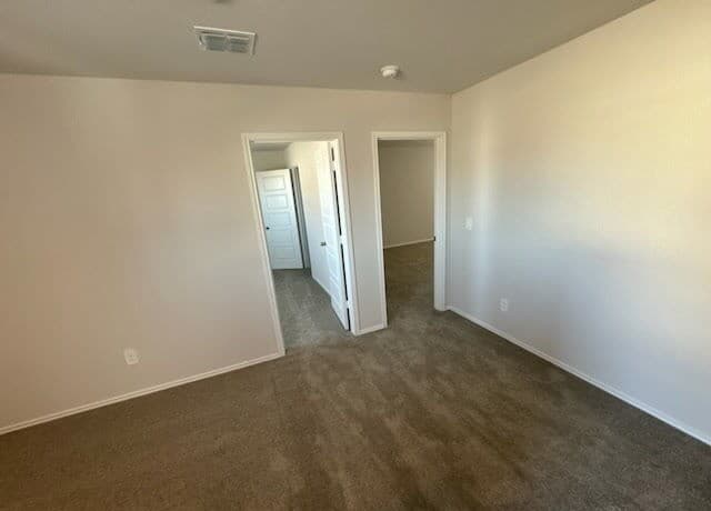 4-bedroom rental at 2040 Palmer Pl in Converse, TX — photo 5
