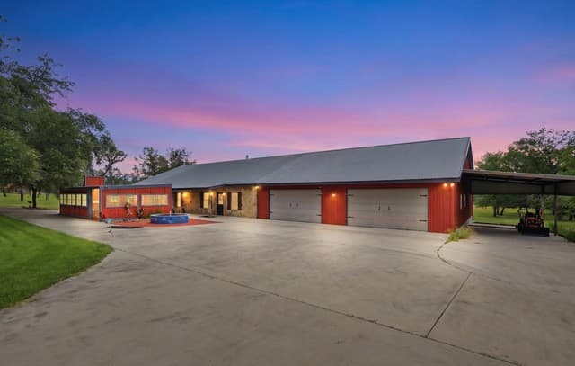 Home for sale at 171 Inwood in Poteet, TX — photo 4