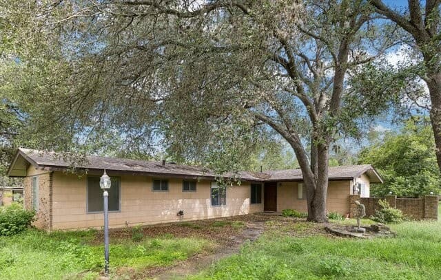 3-bedroom home for sale at 6647 Stonykirk Rd in San Antonio TX