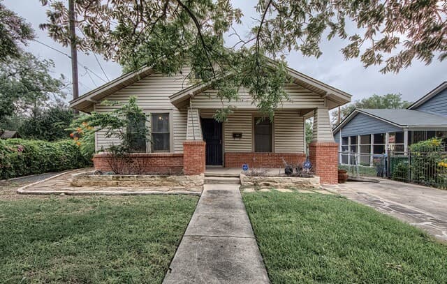 Home for sale at 731 Peabody Ave in San Antonio, TX — photo 1